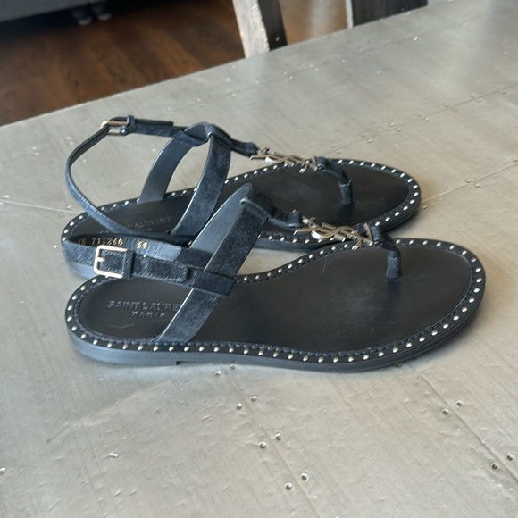 YSL Saint Laurent ysl black suede logo thong sandal flats silver sz 39 with box - Picture 4 of 9